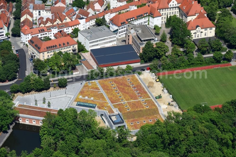 Aerial image Ingolstadt - Spa and swimming pools of the leisure facility Sportbad Ingolstadt on Jahnstrasse in Ingolstadt in the state Bavaria, Germany