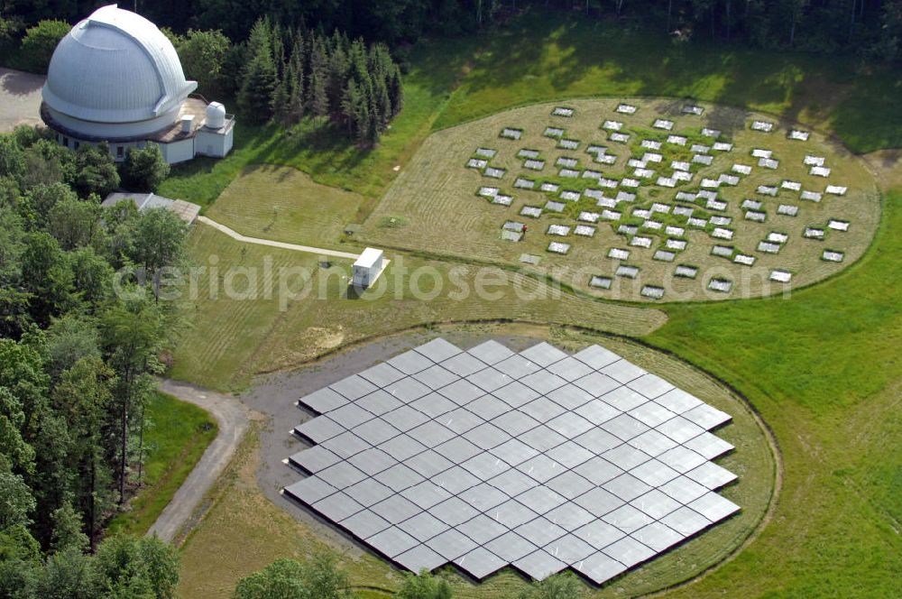 Tautenburg from above - Blick auf die Thüringer Landessternwarte in Tautenburg, 10 km nordöstlich von Jena. Das Observatorium wurde 1960 als Institut der damaligen Deutschen Akademie der Wissenschaften gegründet und besitzt mit dem Alfred-Jensch-Teleskop das größte Teleskop auf deutschem Boden. View of the Thuringian State Observatory in Tautenburg, 10 km northeast of Jena. The observatory was founded in 1960 as an institute of the former German Academy of Sciences and possess the Alfred-Jensch-telescope, the largest telescope in Germany.