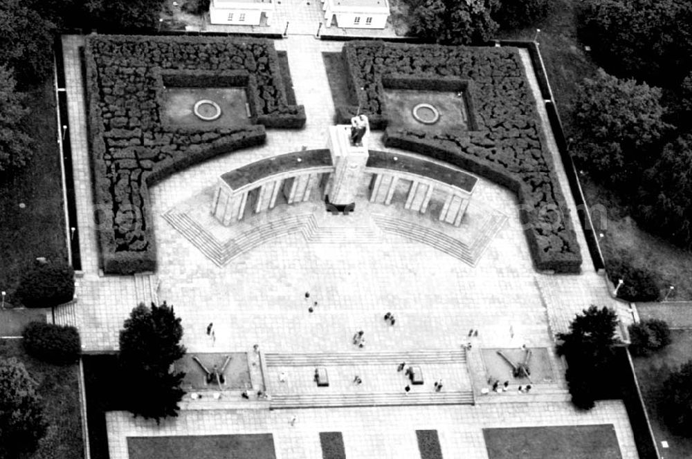 Berlin from above - 02.10.1994 Tiergarten