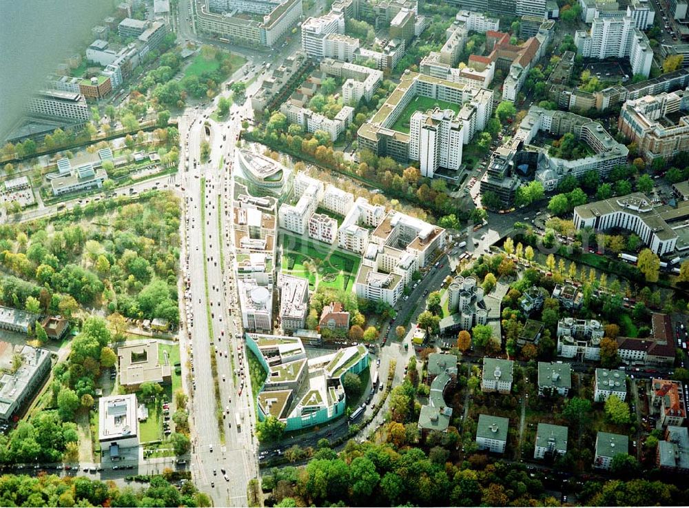 Berlin - Tiergarten from above - Tiergartendreieck mit den Botschaften der Nordischen Länder in Berlin - Tiergarten.