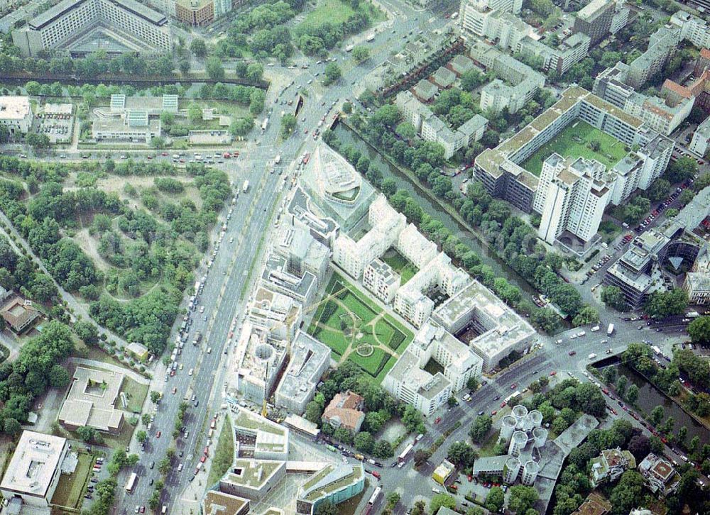 Aerial image Berlin - Tiergarten - Tiergartendreieck mit den Botschaftzen der Nordischjen Länder.