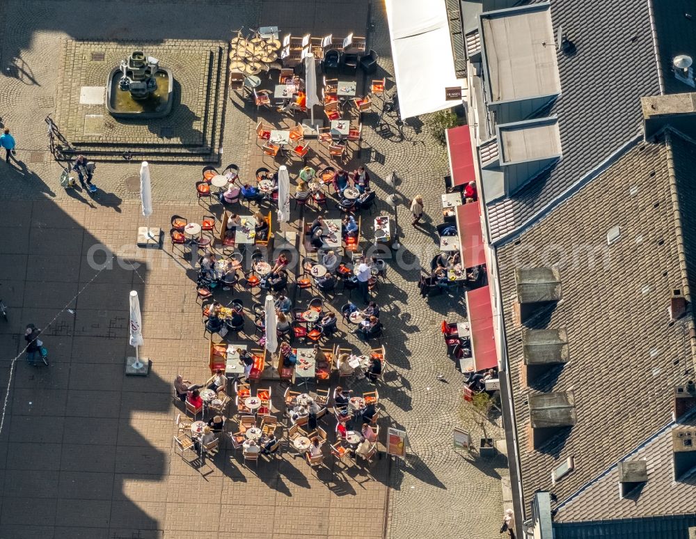 Aerial photograph Dorsten - Tables and benches of open-air restaurants in old town in Dorsten in the state North Rhine-Westphalia