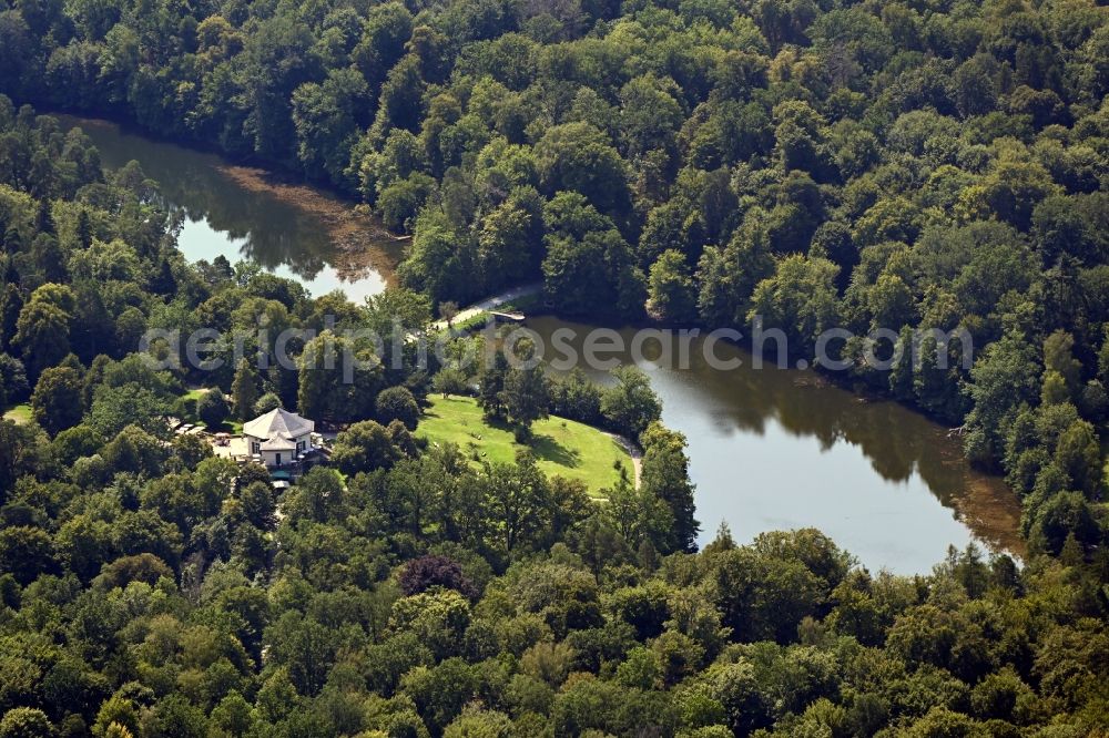 Stuttgart from the bird's eye view: Tables and benches of open-air restaurants Baerenschloessle in the district Wildpark in Stuttgart in the state Baden-Wuerttemberg, Germany