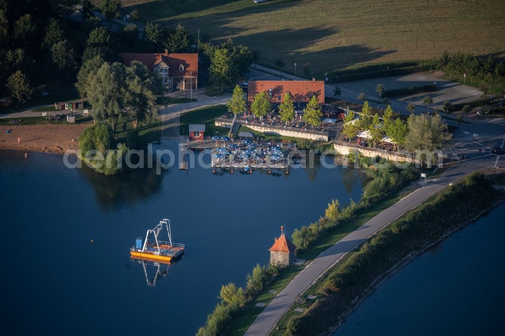 Aerial photograph Spalt - Tables and benches of open-air restaurants Grosser Brombachsee in Spalt in the state Bavaria, Germany