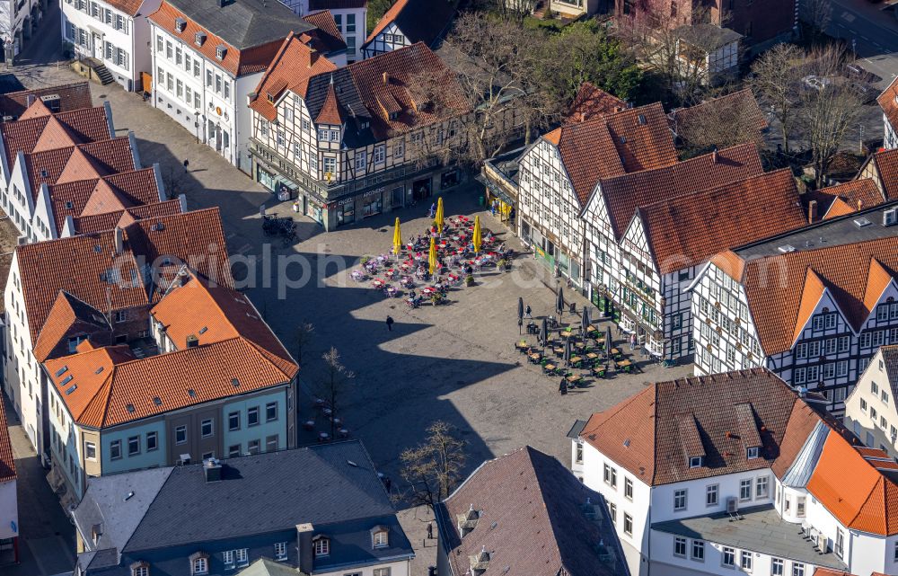 Aerial image Soest - Tables and benches of open-air restaurants at the market square in Soest with half-timbered houses in Soest in the state North Rhine-Westphalia, Germany