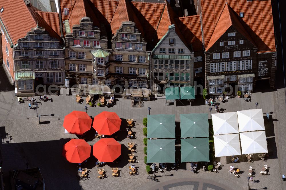 Bremen from above - Tables and benches of open-air restaurants on street Am Markt in the district Altstadt in Bremen, Germany