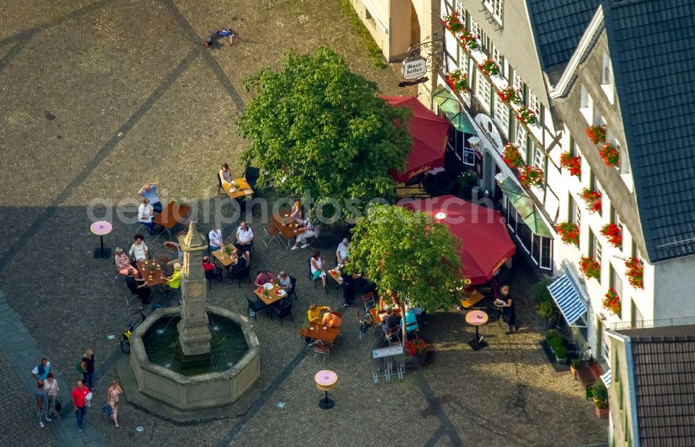 Arnsberg from above - Tables and benches of open-air restaurants Ratskeller Arnsberg in Arnsberg in the state North Rhine-Westphalia