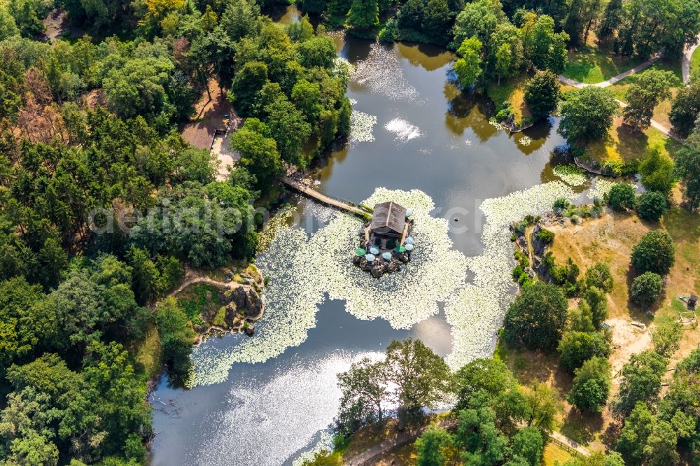 Aerial photograph Isselburg - Tables and benches of open-air restaurants Schweizer Haeuschen in Isselburg in the state North Rhine-Westphalia, Germany