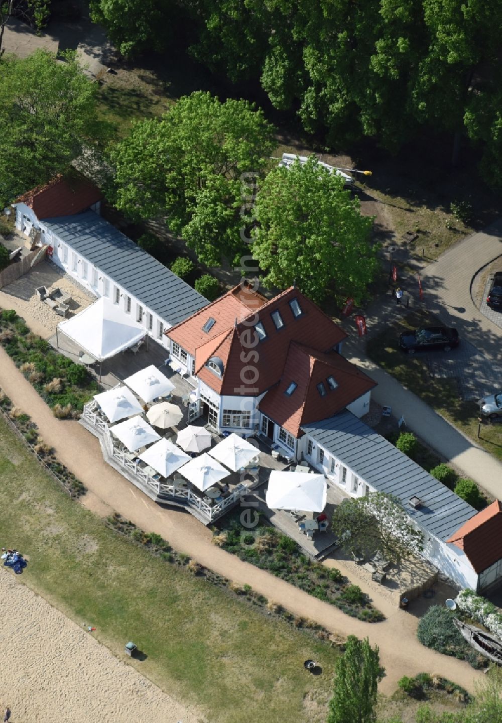 Aerial image Bad Saarow - Tables and benches of open-air restaurants SeeBad Bad Saarow on Seestrasse in Bad Saarow in the state Brandenburg