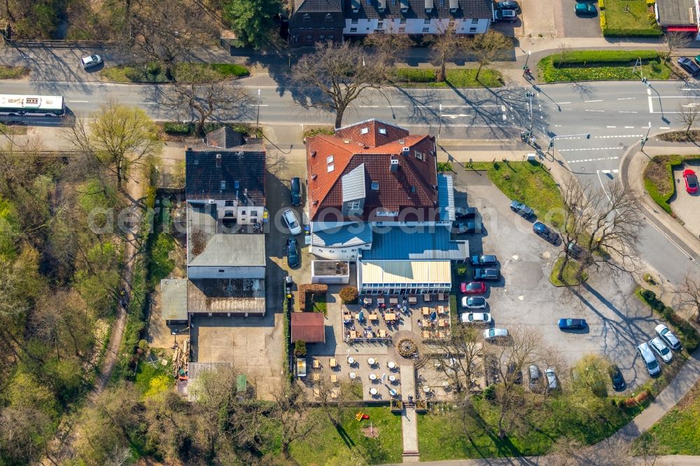 Dorsten from the bird's eye view: Tables and benches of open-air restaurants Steakhaus El Tori on Borkener Strasse in Dorsten in the state North Rhine-Westphalia, Germany