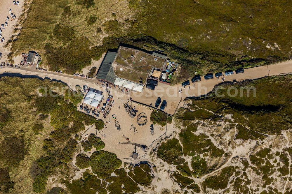 Aerial image Sylt - Tables and benches of open-air restaurants on Weststrand in the district Rantum (Sylt) in Sylt in the state Schleswig-Holstein, Germany