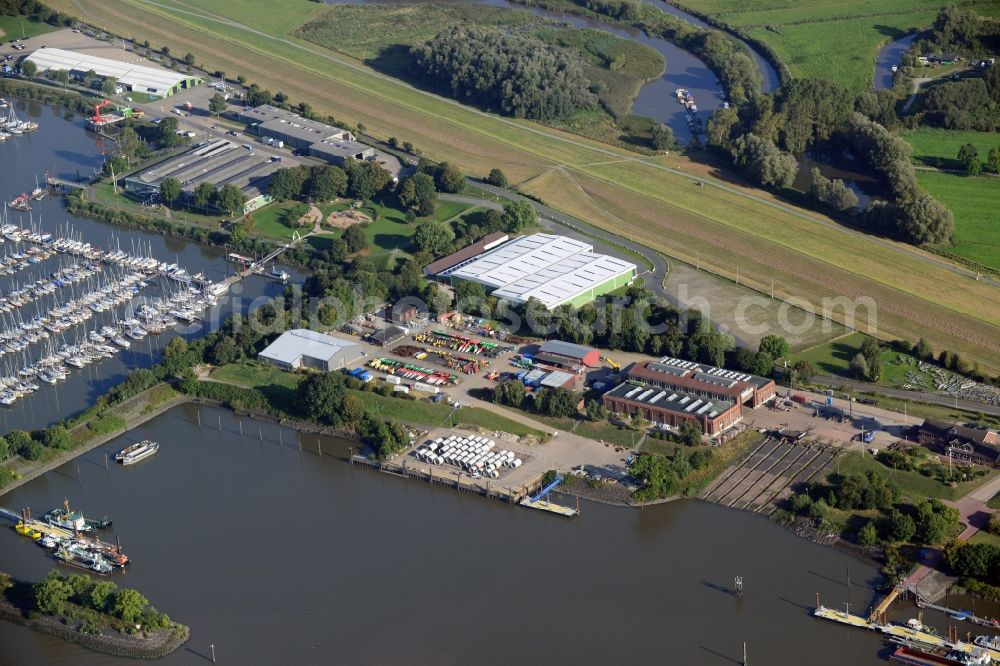 Wedel from the bird's eye view: View of the port Tonnenhafen in Wedel in the state Schleswig-Holstein