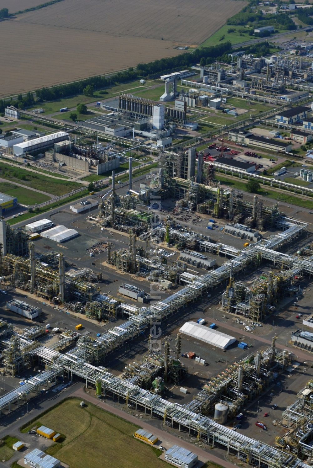 Leuna from the bird's eye view: View at the TOTAL refinery in central Germany in Leuna in the federal state of Saxony-Anhalt. The TOTAL refinery chemical site Leuna is one of the most modern refineries in Europe