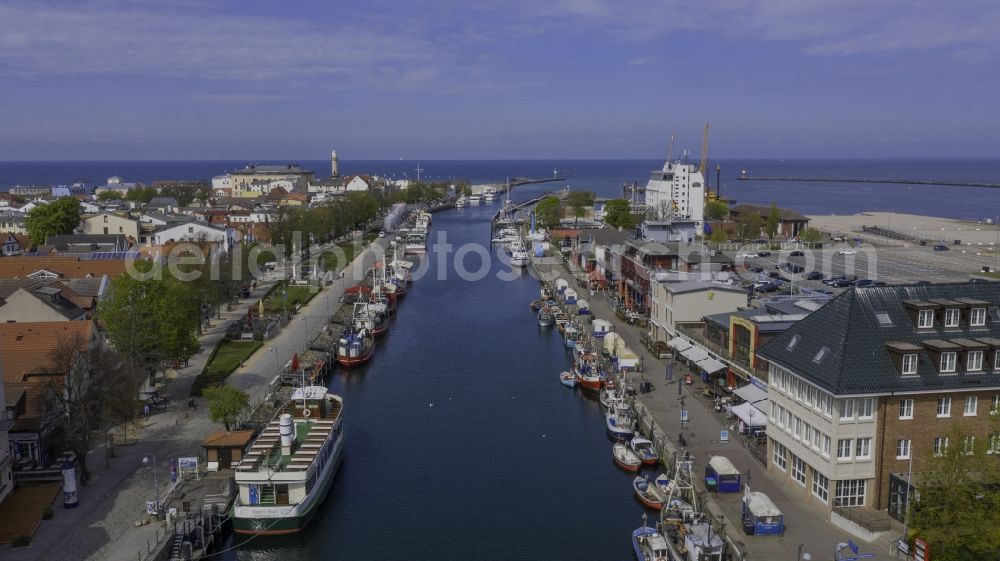 Aerial image Rostock - Tourist attraction and sightseeing Alter Strom in the district Warnemuende in Rostock in the state Mecklenburg - Western Pomerania, Germany