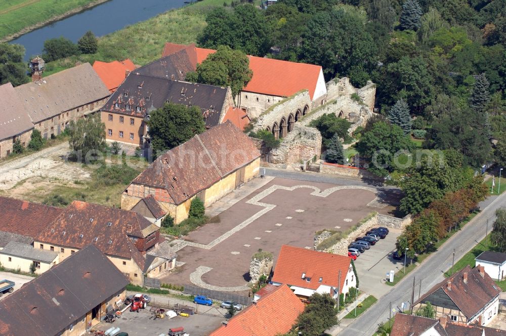 Kaiserpfalz from above - Tourist attraction and sightseeing Stiftung Kloster and Kaiserpfalz Memleben in Kaiserpfalz in the state Saxony-Anhalt, Germany