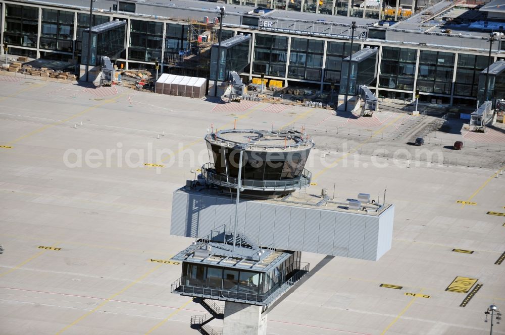 Aerial photograph Schönefeld - Tower of DFS German Air Traffic Control GmbH on the runways of the BER Airport in Schoenefeld in Brandenburg