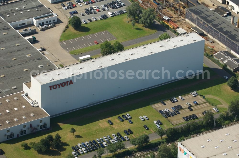 Köln from above - Building and production halls on the premises of Toyota Deutschland GmbH on Toyota-Allee in the district Lindenthal in Cologne in the state North Rhine-Westphalia, Germany