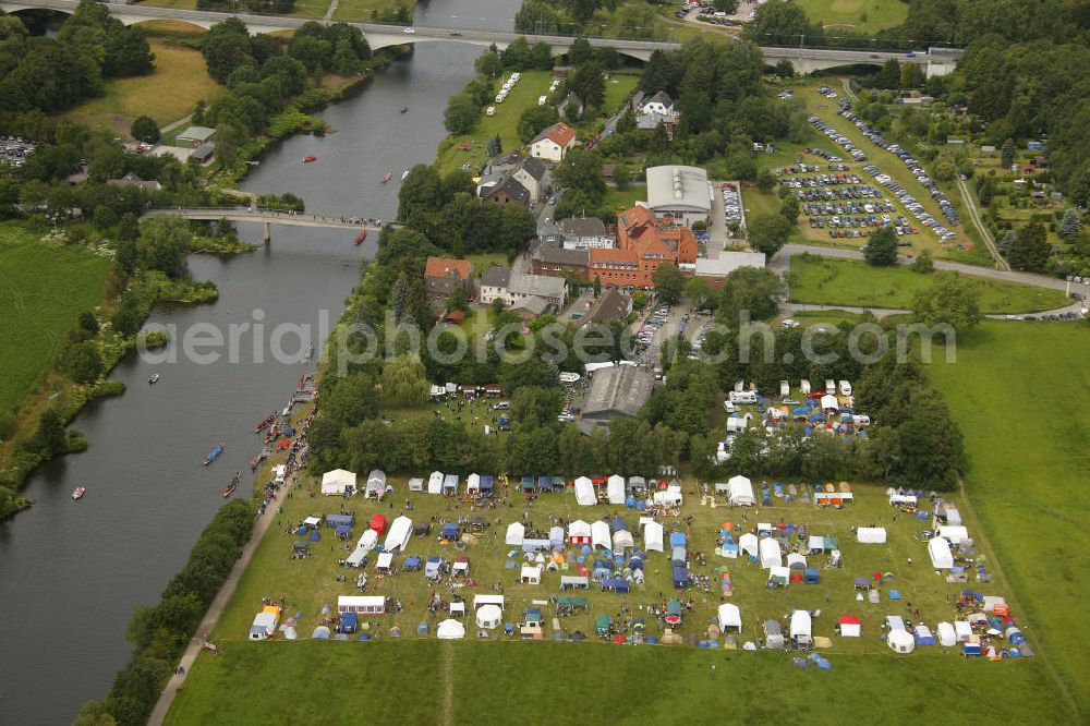 Witten from above - Blick auf ein Trainingscamp für Drachenbootrennen auf der Ruhr. The training camp for dragon boat races on the Ruhr.