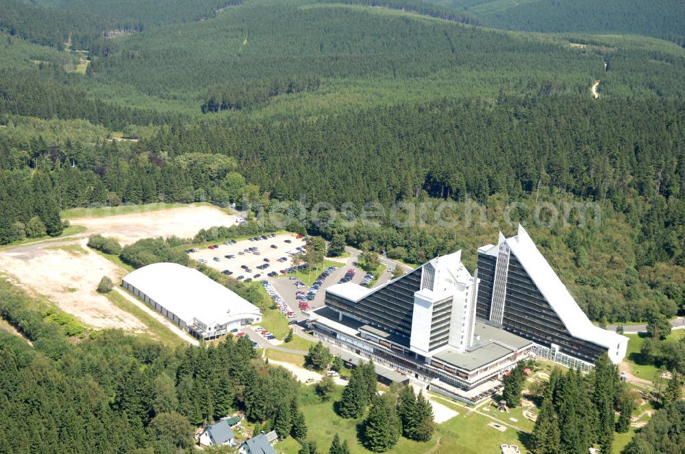 Aerial photograph Oberhof - Blick auf das TREFF Hotel Panorama mit Sportzenter in Oberhof ist ein 3-Sterne Hotel. In dem Hotel gibt es verschiedene Restaurants und eine hauseigene Theken-Musik-Kneipe Waldmarie.