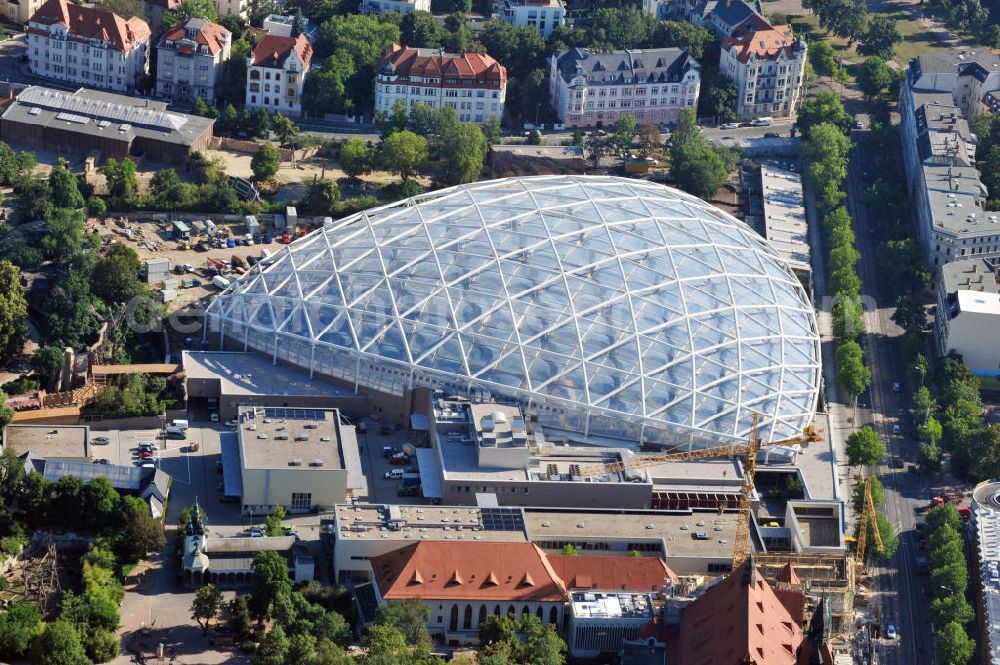 Aerial image Leipzig - Blick auf den Neubau der Riesentropenhalle Gondwanaland im Zoo Leipzig. In der Erlebniswelt wird die Urzeit lebendig als Afrika, Südamerika und Teile Asiens noch eine gemeinsame Landmasse bildeten. Die Eröffnung ist für 2011 geplant. View of the new construction of the giant tropical hall Gondwanaland in the Leipzig Zoo. The opening is planned for 2011.