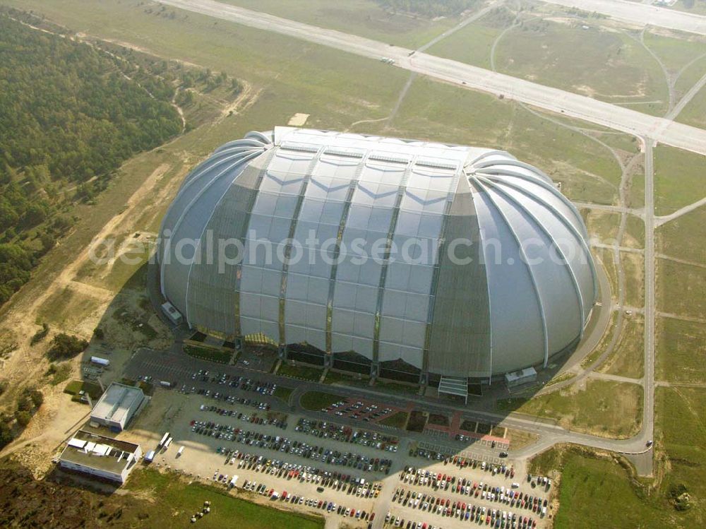 Aerial image Krausnick - Tropical Islands Resort ist ein als künstliche Tropenlandschaft angelegter Freizeitpark in der größten freitragenden Halle der Welt, 60 km südlich von Berlin. Postanschrift: Tropical Island Management GmbH, Tropical-Islands-Allee 1, 15910 Krausnick, Service-Telefon Tel. (+49) 03 54 77 - 60 50 50, Fax: +49 (0) 35477-60-31 29, e-mail: welcome@my-tropical-islands.com