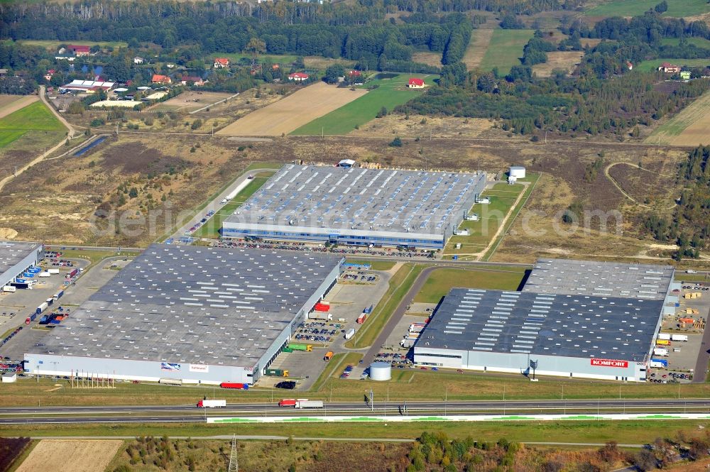 Strykow from the bird's eye view: Warehouse and production space Tulipan Park in Strykow in the Lodz