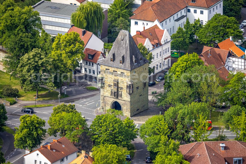 Aerial image Soest - Tower building Osthofentormuseum - the rest of the former historic city walls on street Osthofenstrasse in Soest in the state North Rhine-Westphalia, Germany