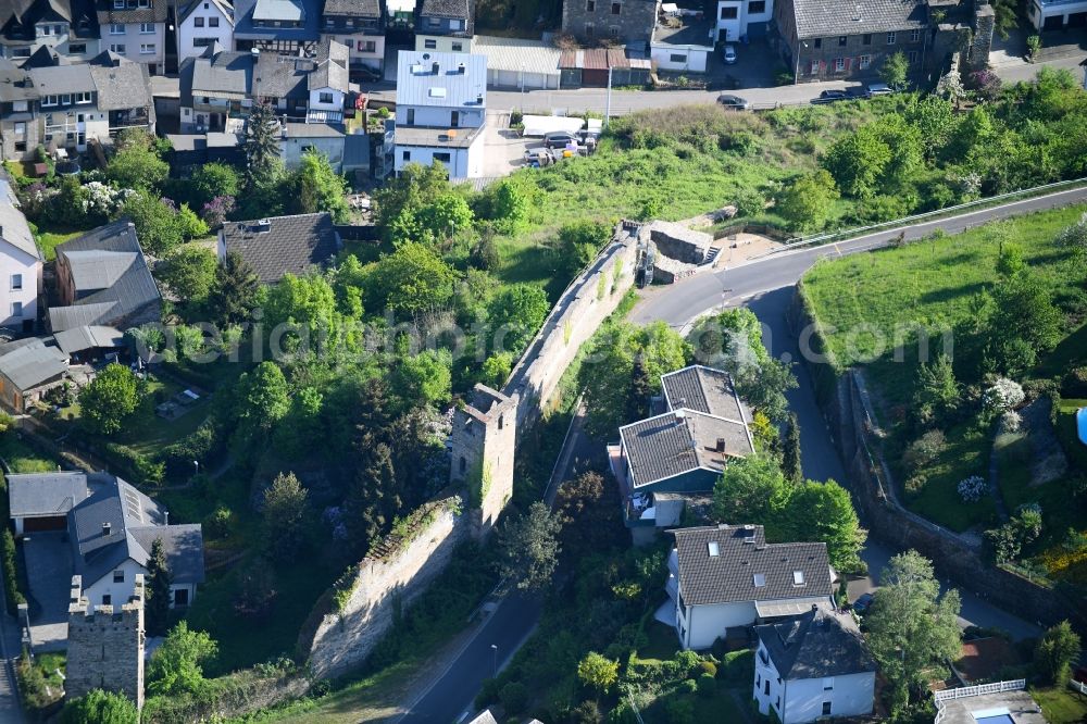 Aerial image Oberwesel - Tower building rest of the former historic city walls in Oberwesel in the state Rhineland-Palatinate, Germany