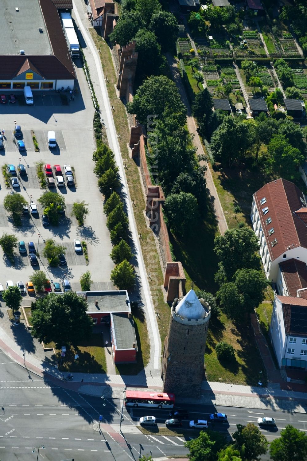 Aerial image Prenzlau - Tower building Stettiner Tor on Stettiner Strasse the rest of the former historic city walls in Prenzlau in the state Brandenburg, Germany