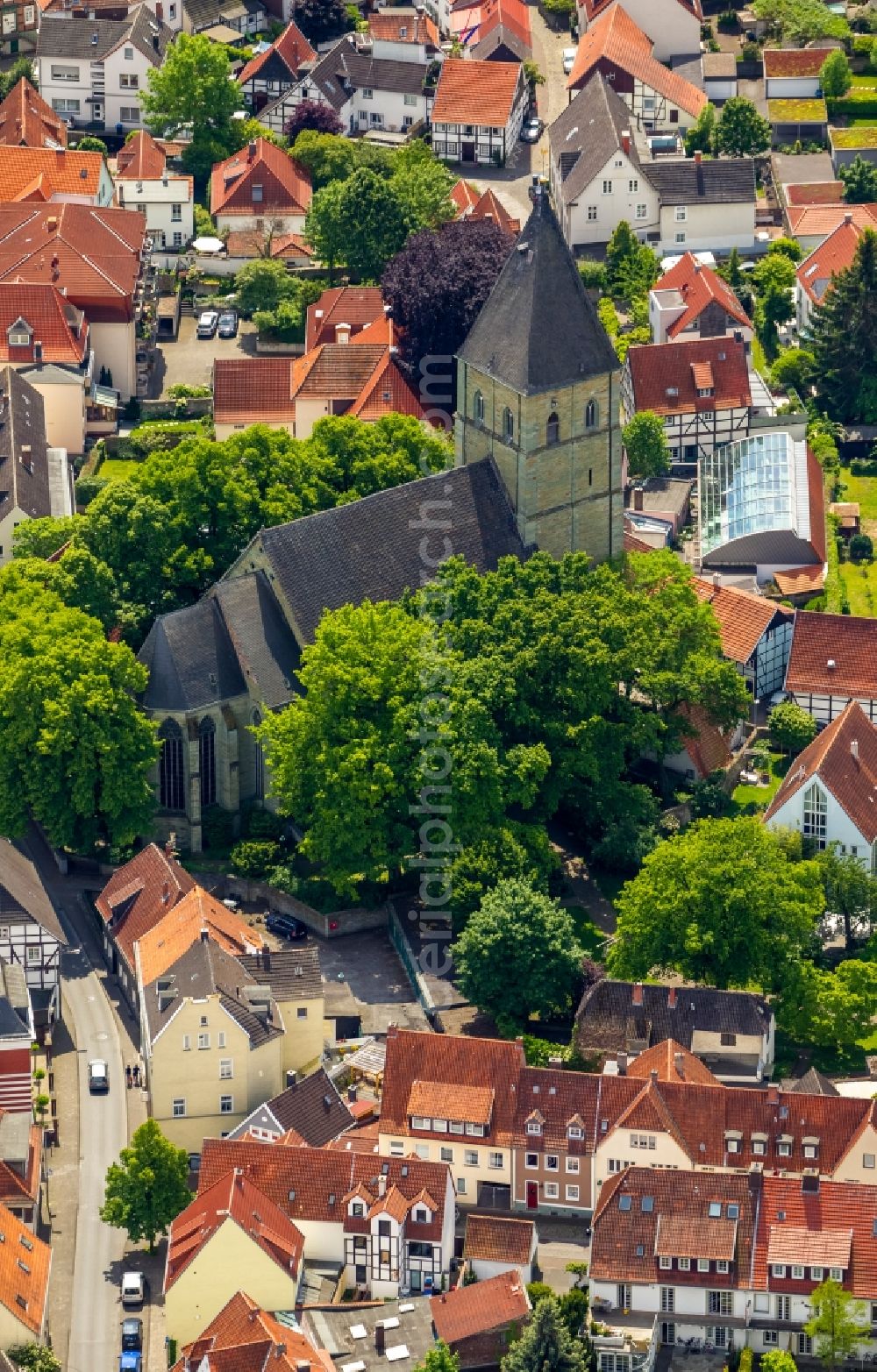 Aerial image Soest - Tower of the Church of St. Pauli Church in Paulinstraße in Soest in North Rhine-Westphalia