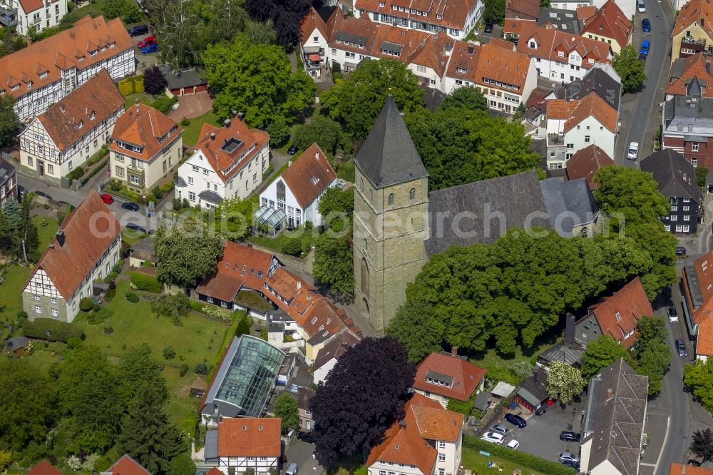 Soest from the bird's eye view: Tower of the Church of St. Pauli Church in Paulinstraße in Soest in North Rhine-Westphalia