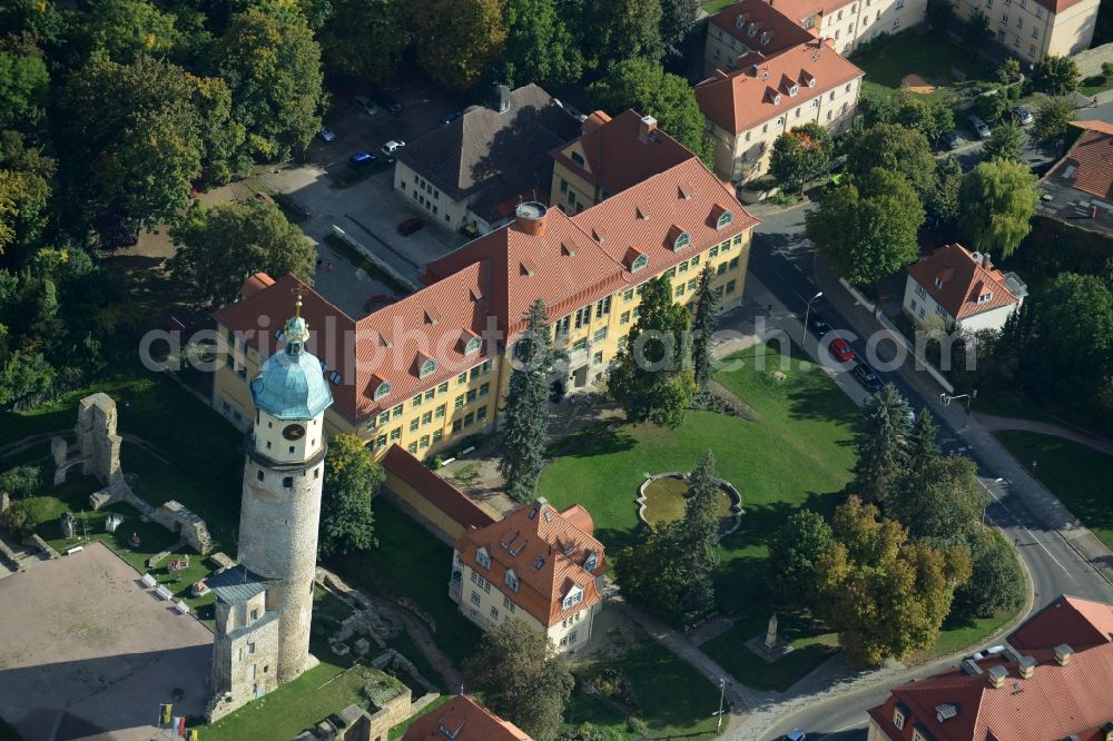 Aerial image Arnstadt - Tower and remains of the ruins of the palace grounds of the former castle Schlossruine Neideck in Arnstadt in the state Thuringia