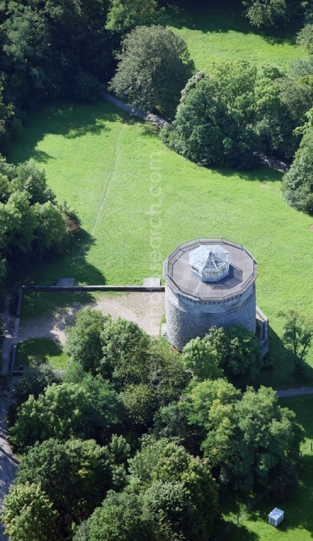 Aerial photograph Bad Kissingen - Tower building of the Bismarck tower - observation tower in Bad Kissingen in the state Bavaria, Germany