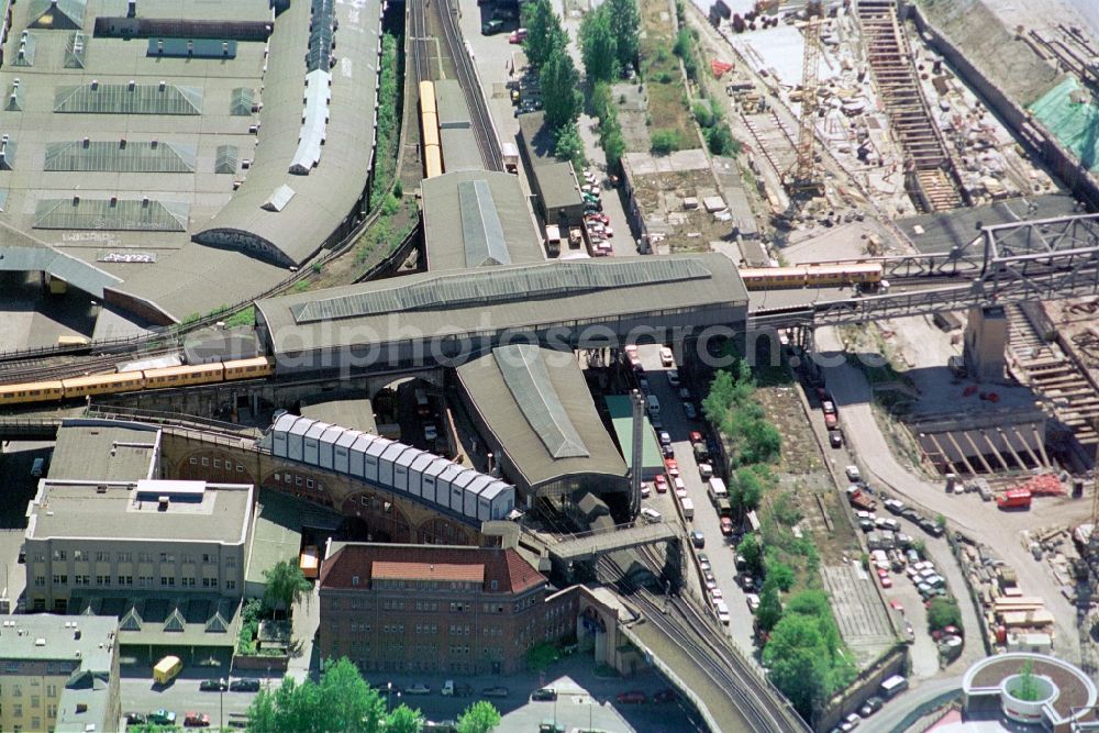 Aerial image Berlin - View of aboveground metro station Gleisdreieck in Berlin - Kreuzberg. The area surrounding the railway station was developed into a city park