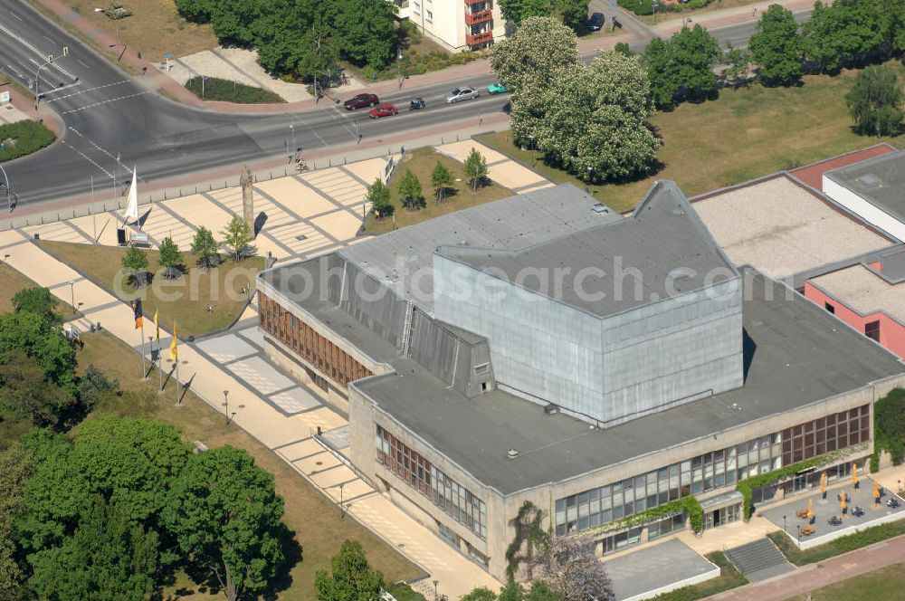 Aerial image Schwedt - Blick auf die Uckermärkischen Bühnen Schwedt am Europäischen Hugenottenpark in Schwedt an der Oder. Schwedt liegt im Landkreis Uckermark in Brandenburg an der Grenze zu Polen. Das Kulturhaus Schwedt entstand 1978 und fusionierte 1990 mit dem Intimen Theater zu den Uckermärkischen Bühnen Schwedt. Kontakt: Uckermärkische Bühnen Schwedt, Tel. +49 (0) 33 32 53 80,