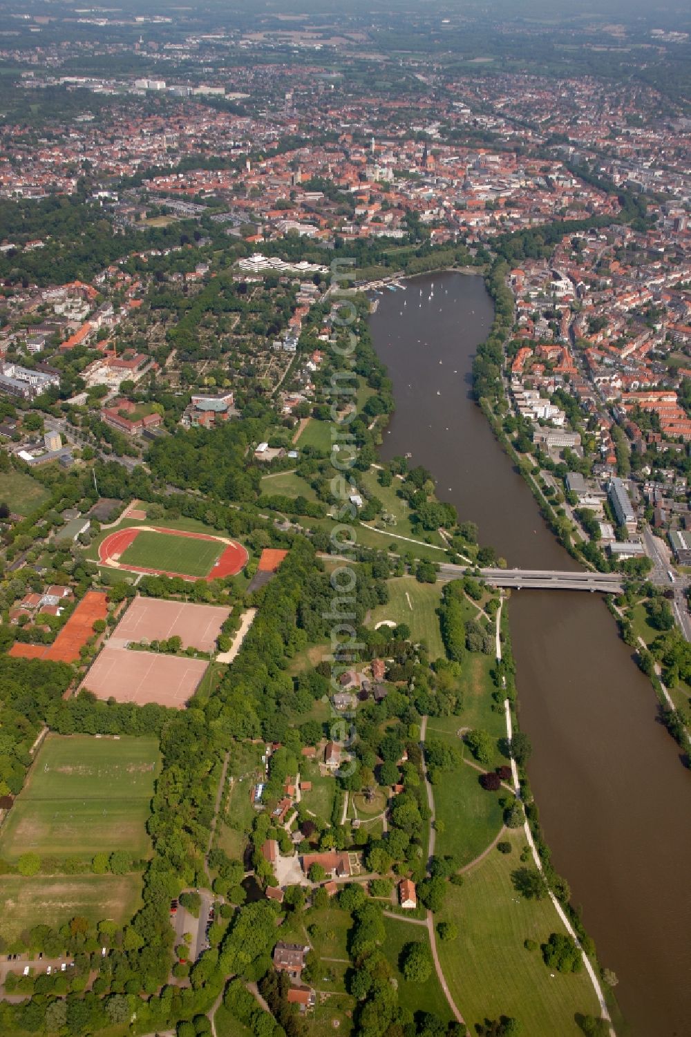 Aerial photograph Münster - View of the bank of the Aasee in Muenster in the state of North Rhine-Westphalia