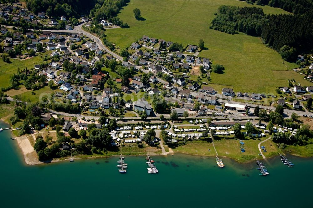 Aerial photograph Gummersbach - View of the bank of the Aggertalsperre in Gummersbach in the state of North Rhine-Westphalia