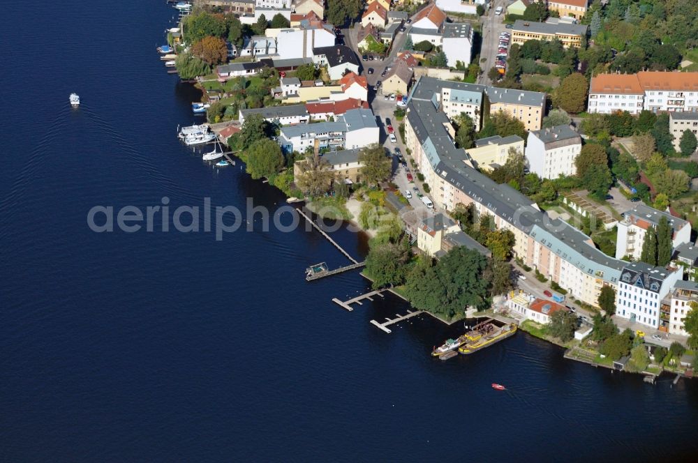 Berlin OT Köpenick from above - View of the bank of the Dahme in the district of Koepenick in Berlin