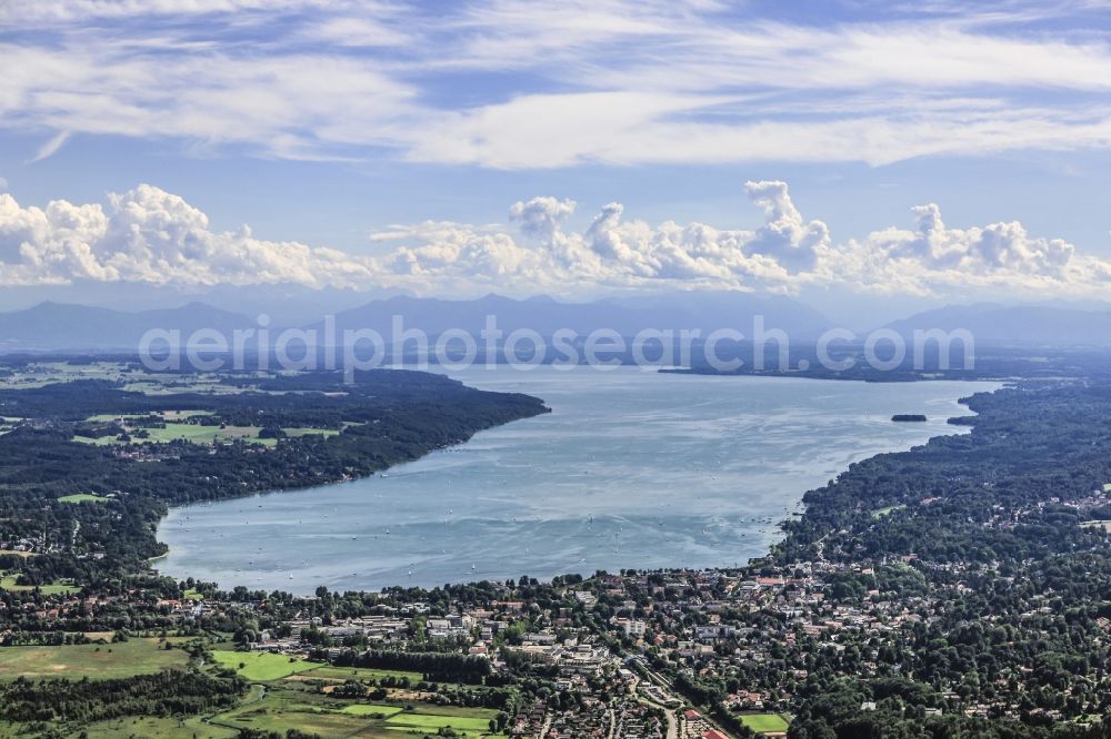 Starnberger See from the bird's eye view: Shore Of Lake Starnberg in front of the panorama of the Alps in Bavaria