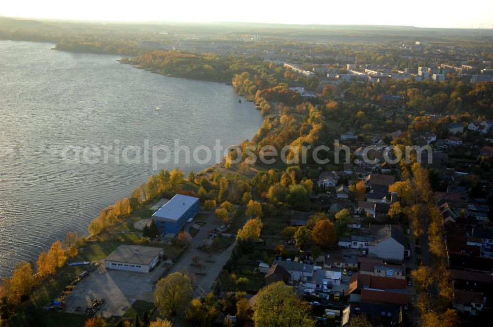 Senftenberg from above - Blick auf das Ufer mit Strandhotel bei Sonnenuntergang am Senftenberger See. Kontakt: +49(0)3573 800400, strandhotel@senftenberger-sse.de