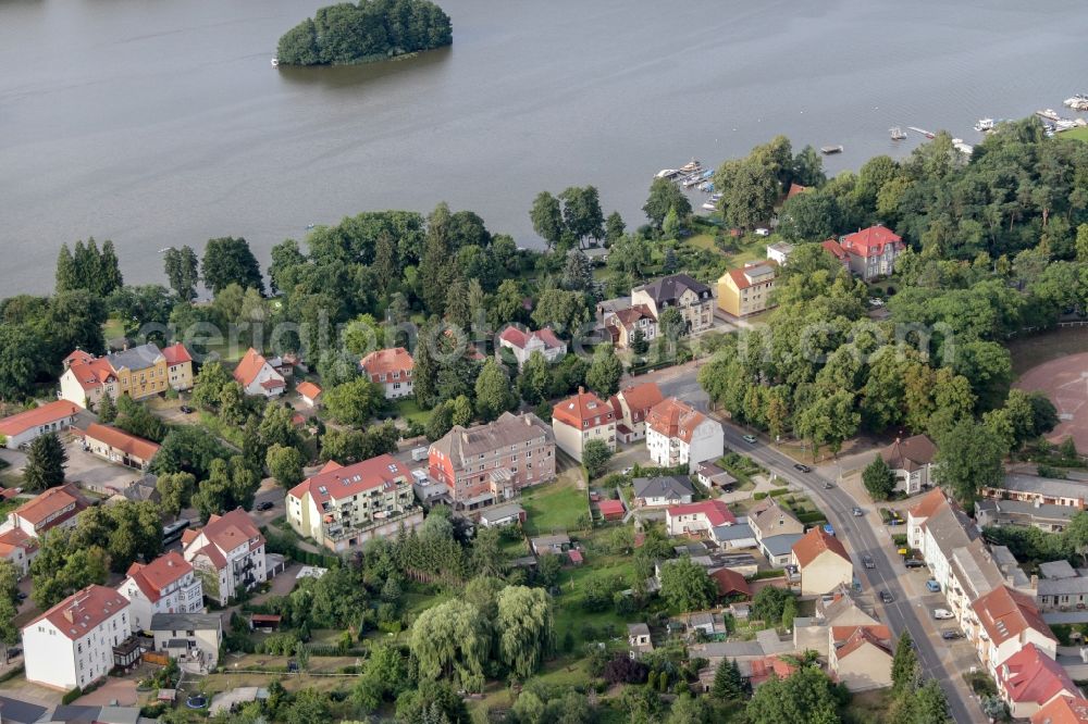 Templin from above - Waterfront of Lake of Templin with Lido Templin in Templin in the Federal State of Brandenburg