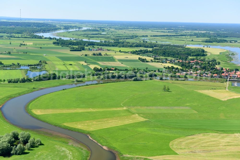 Schnackenburg from the bird's eye view: Curved loop of the riparian zones on the course of the river Aland in Schnackenburg in the state Lower Saxony, Germany