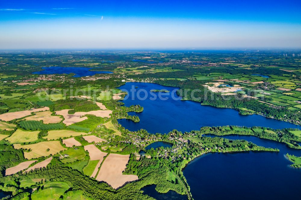 Aerial image Timmdorf - Riparian areas on the lake area of Behler lake in Timmdorf in the state Schleswig-Holstein, Germany