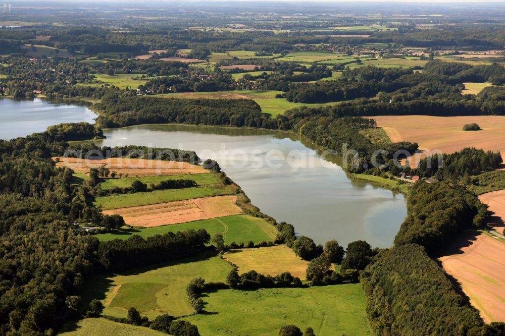 Aerial image Westensee - Riparian areas on the lake area of Bossee in Westensee in the state Schleswig-Holstein