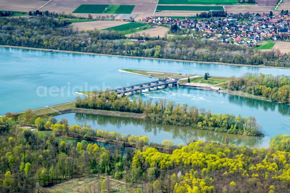 Aerial image Diebolsheim - Shore areas of the reinforced by flood protection dam riverbed course Rhine in Diebolsheim in Grand Est, France