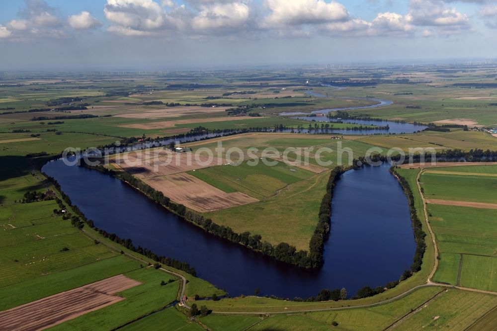 Aerial image Drage - Curved loop of the riparian zones on the course of the river Eider - in Drage in the state Schleswig-Holstein