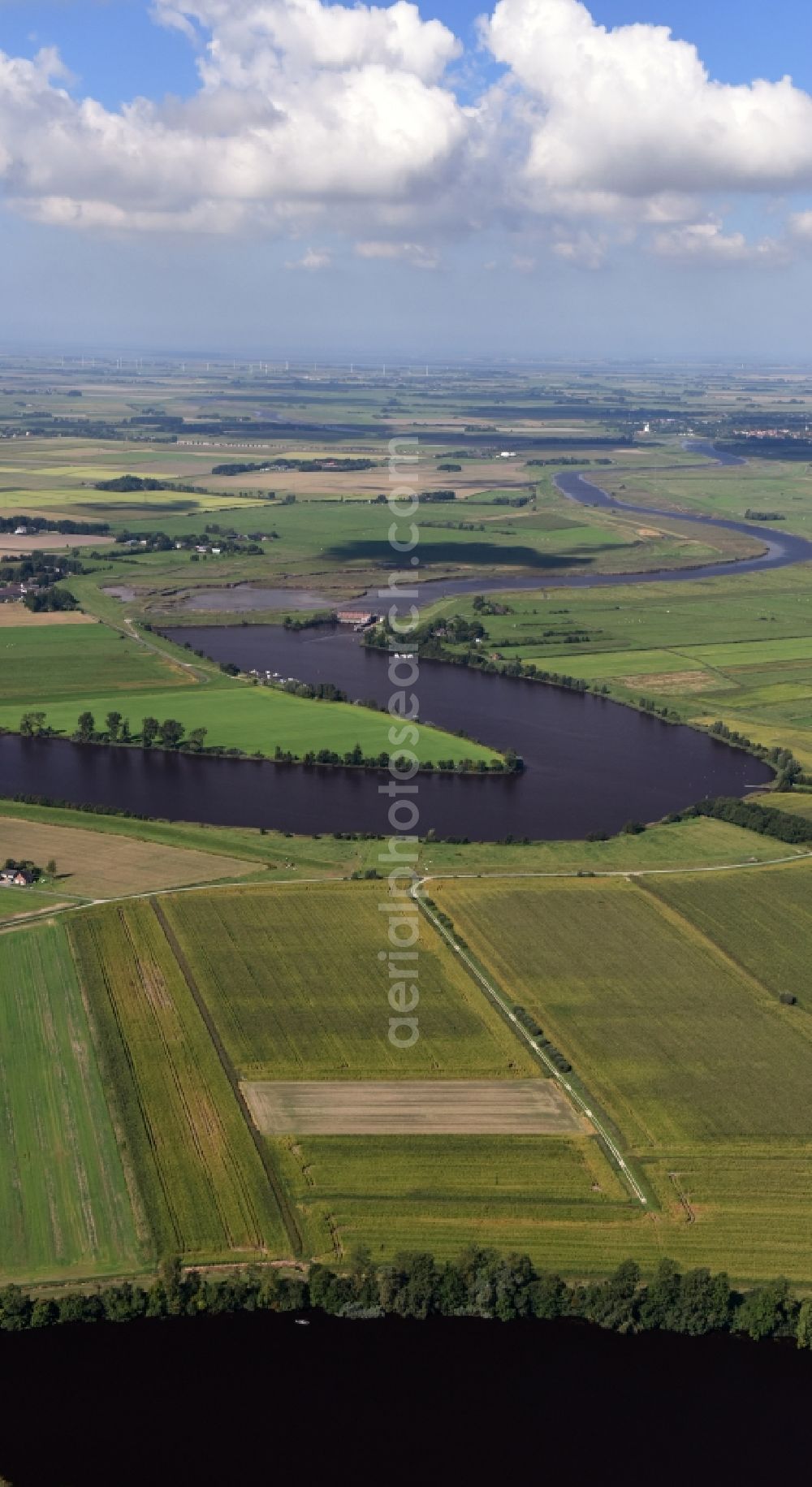 Drage from above - Curved loop of the riparian zones on the course of the river Eider - in Drage in the state Schleswig-Holstein