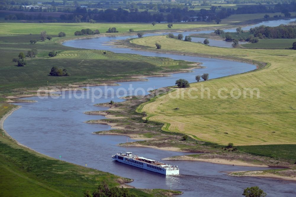 Aerial image Jessen (Elster) - Curved loop of the riparian zones on the course of the river Elbe in Jessen (Elster) in the state Saxony-Anhalt, Germany