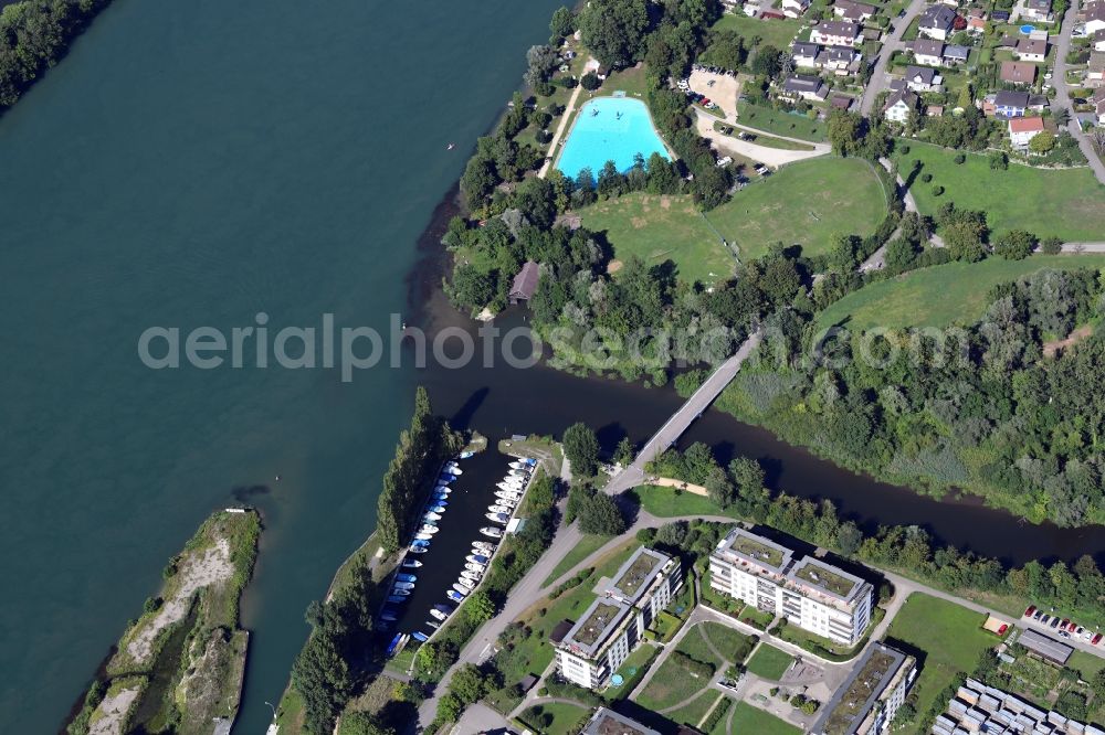 Augst from the bird's eye view: Riparian areas along the river mouth of Ergolz into the Rhine river and marina in Augst in the canton Basel-Landschaft, Switzerland