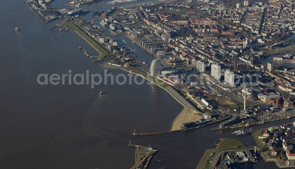 Bremerhaven from the bird's eye view: Shore areas along the river estuary Geeste and their inflow into the Weser in Bremerhaven State Bremen